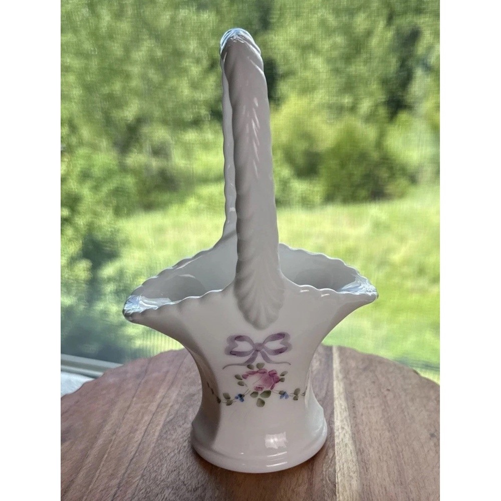 VTG Westmoreland Hand Painted Milk Glass Basket 6.5" Tall‎ Floral Cottagecore